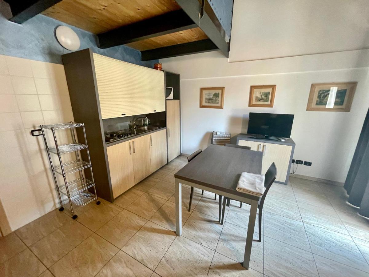 100 Torri Apartment Alba  Zewnętrze zdjęcie