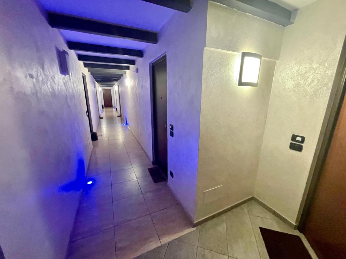 100 Torri Apartment Alba  Zewnętrze zdjęcie